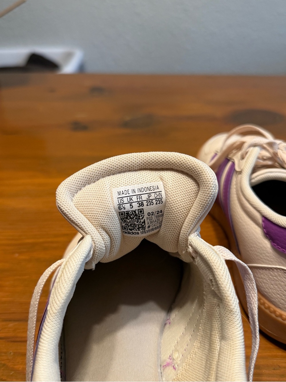 adidas Cream Sneakers with Purple Stripes - Picture 7 of 7